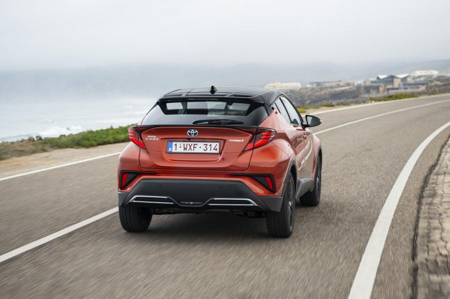  Toyota C-HR Hybrid 2019 года  (WW) (фото 98 из 174)